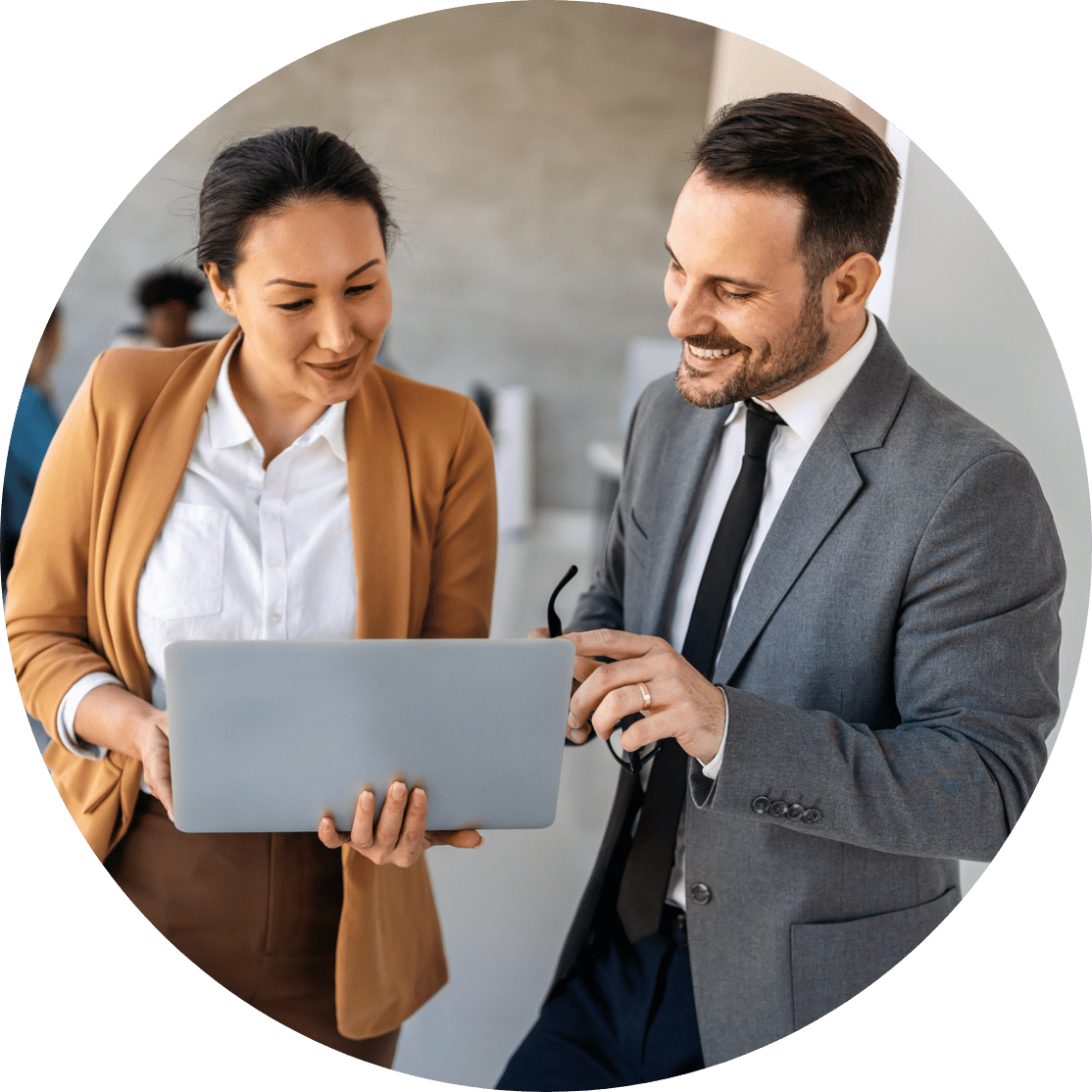 om-website-service-accessibility-laptop