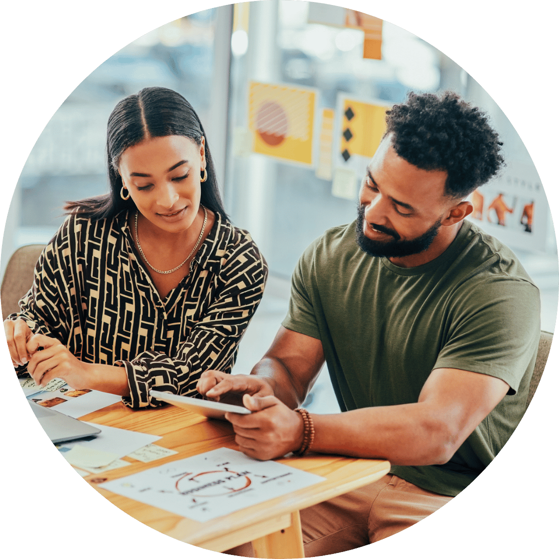 om-website-service-visual-design-collab