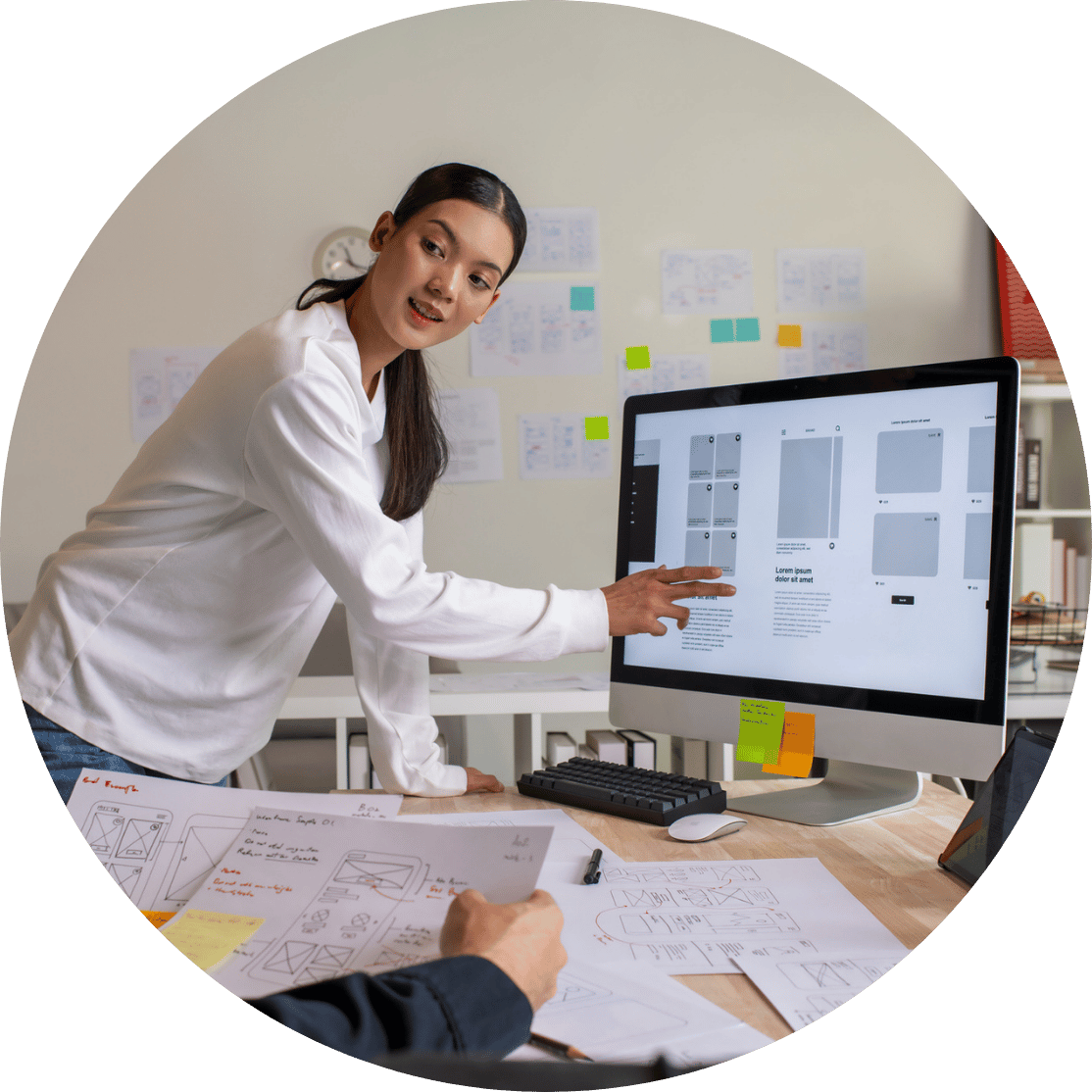 om-website-service-web-dev-design-file