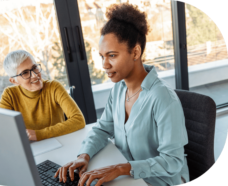 om-website-services-dx-pillar-two-coworkers