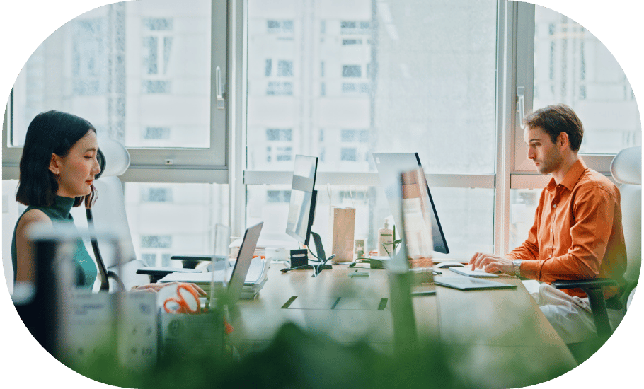 om-website-services-dxp-cms-typing